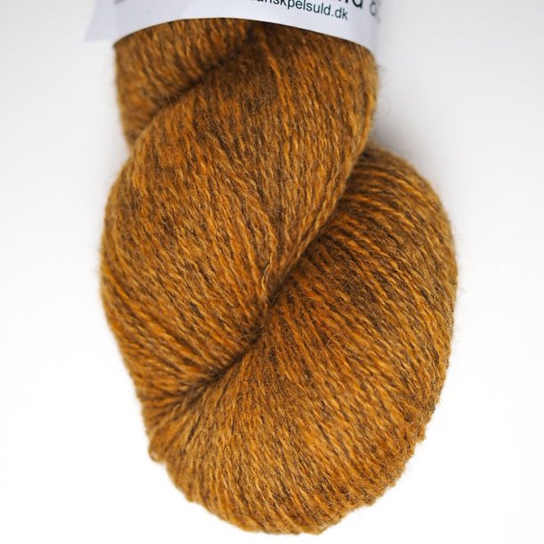 Hjelholt Uldspinderi - Dansk Pelsuld 8/2 Farve 23 - Gylden