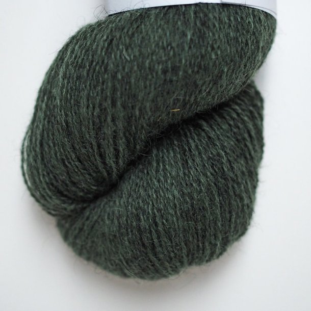 Hjelholt Uldspinderi - Dansk Pelsuld 8/2 Farve 24 - Jger Grn