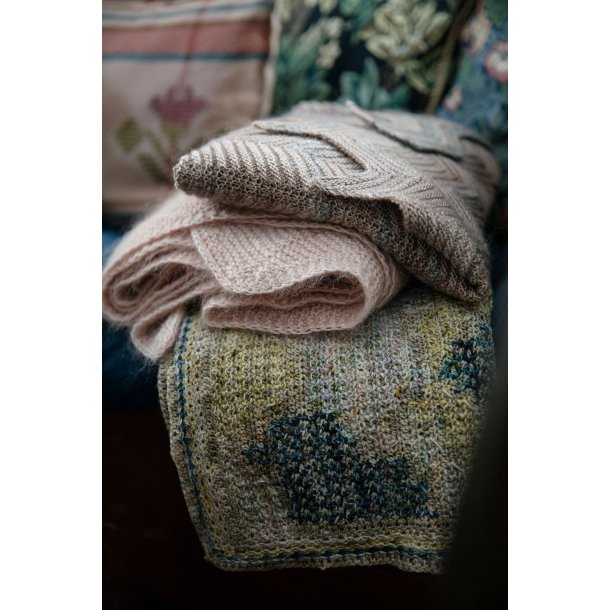 Laine - 52 Weeks of Shawls