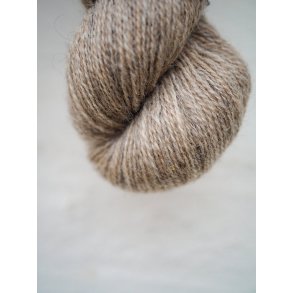 Hjelholt Uldspinderi - Dansk Pelsuld 8/2 Farve 05 - Camel