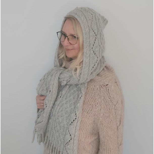 Louise Harden download ENG - Fagur Hooded Scarf