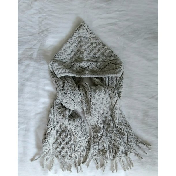 Louise Harden download ENG - Fagur Hooded Scarf
