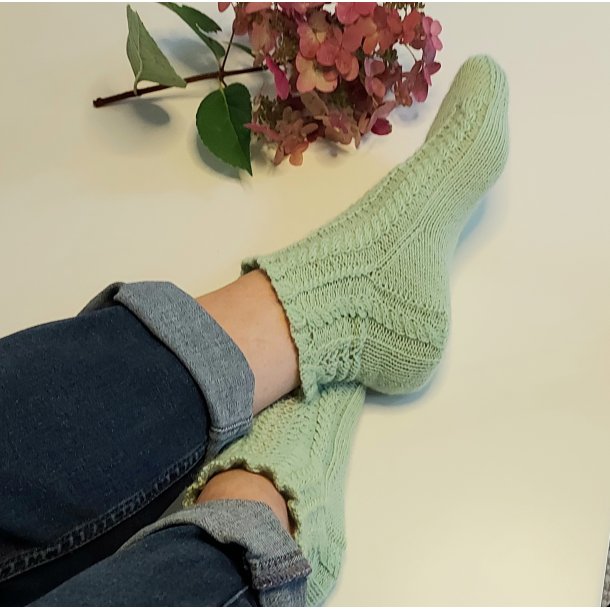 Louise Harden download DK - Harvest Socks 