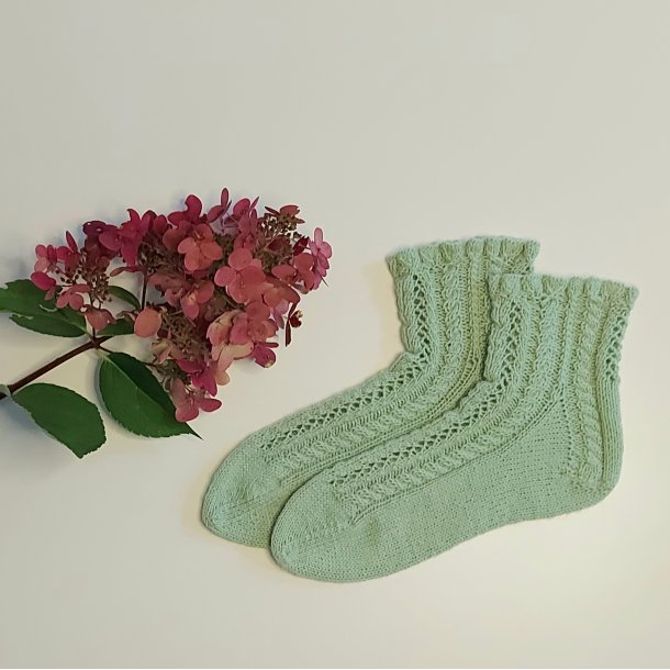 Louise Harden download DK - Harvest Socks 