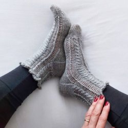 Louise Harden download DK - Lace Socks 
