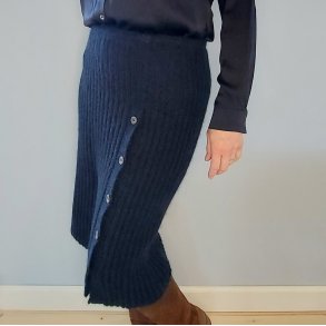 Louise Harden download ENG - Line Skirt