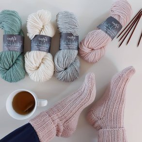 PetiteKnit - Sunday Socks