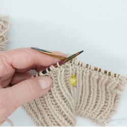 Mark�rer med wire og glasperler - Gul