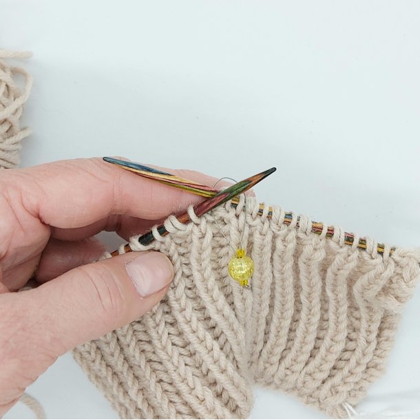 Mark�rer med wire og glasperler - Gul