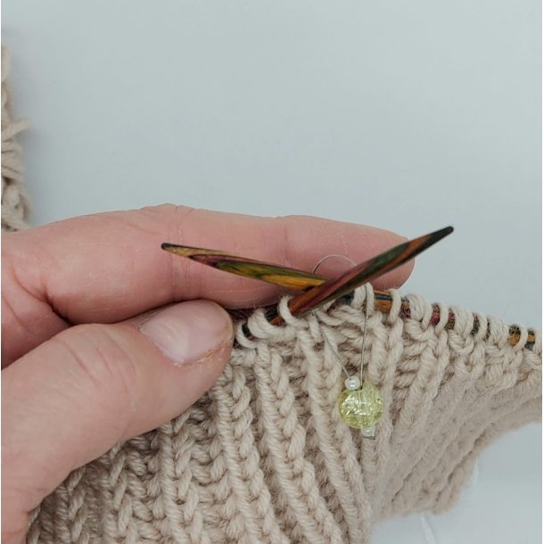 Mark�rer med wire og glasperler - Lys Gr�n