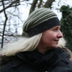 Louise Harden Design - Hue med striber