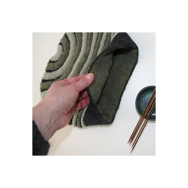 Louise Harden Design - Hue med striber