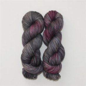 Louise Harden Handdyed Pura Lana - Gr Lilla