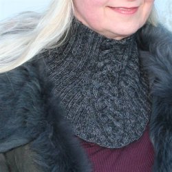 Louise Harden Design - Stratford - Hue og Hals