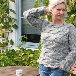 Louise Harden Design - Sweater med Snoninger